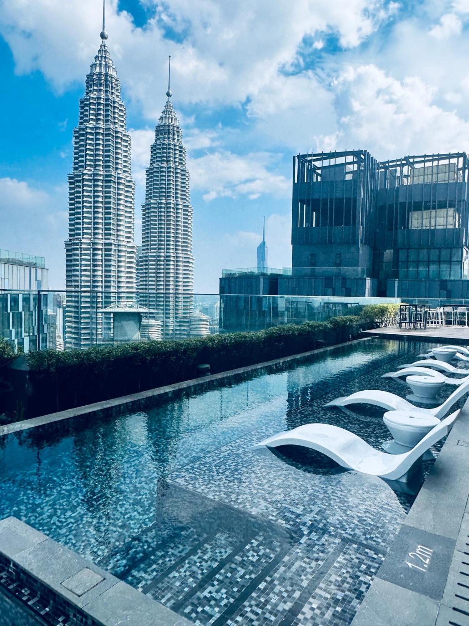 クアラルンプールStar At Klcc By Eaeアパートメント エクステリア 写真